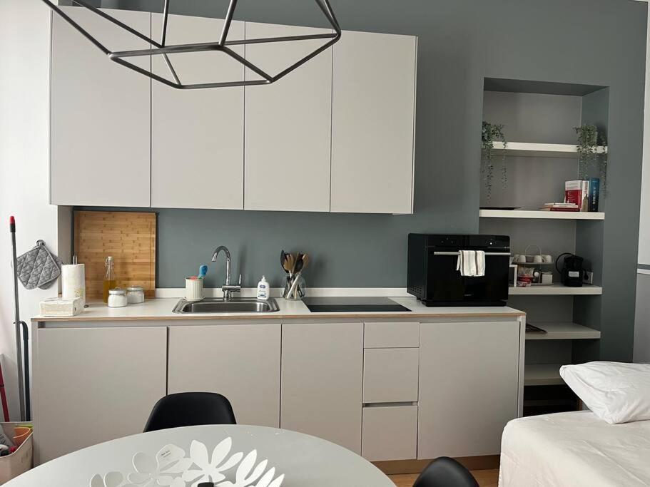 Appartement Bilocale Di Charme à Milan Extérieur photo